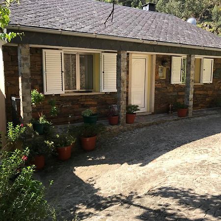 Apartamento O Refugio Do Mineiro Arouca Exterior foto