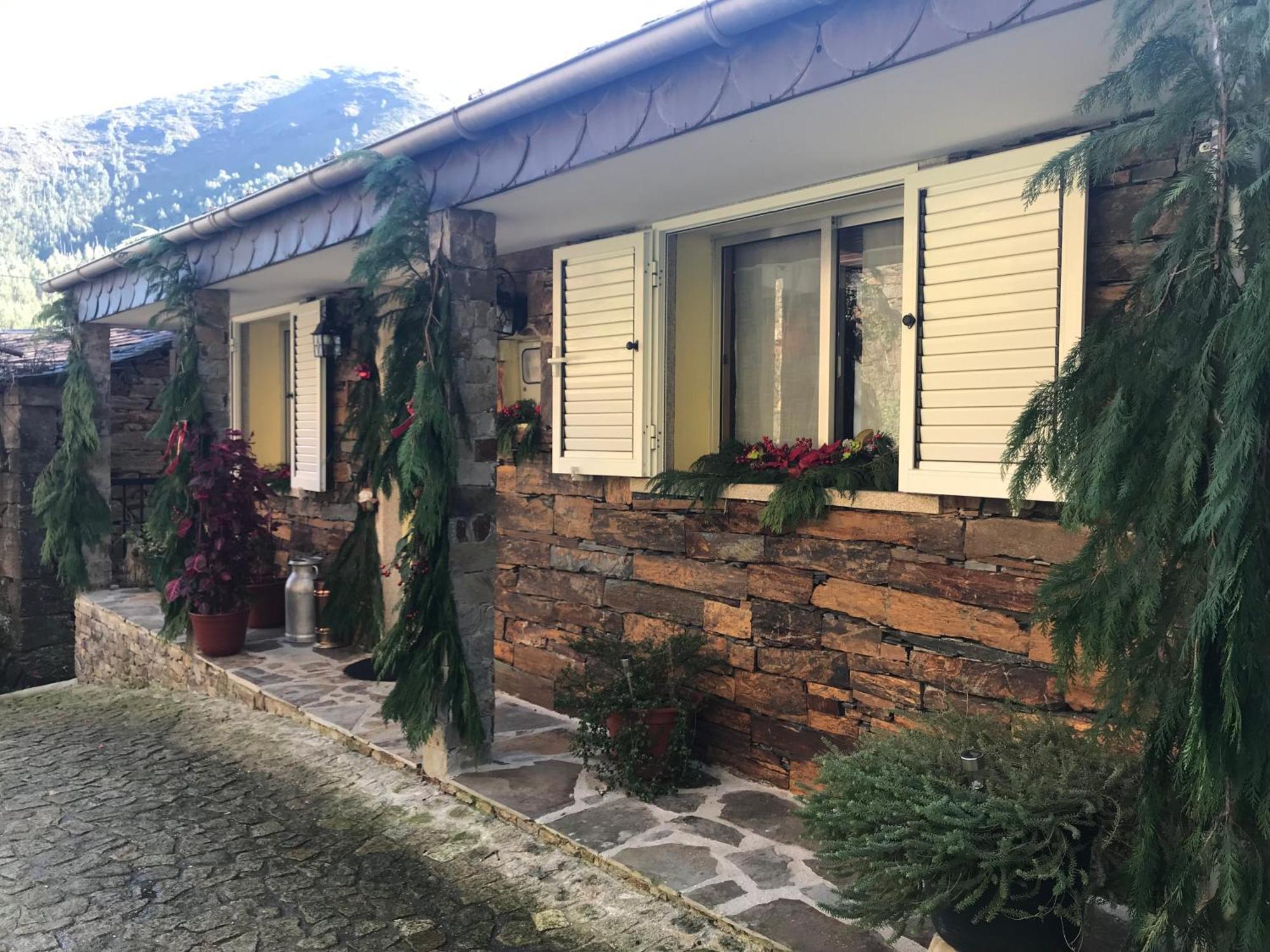 Apartamento O Refugio Do Mineiro Arouca Exterior foto